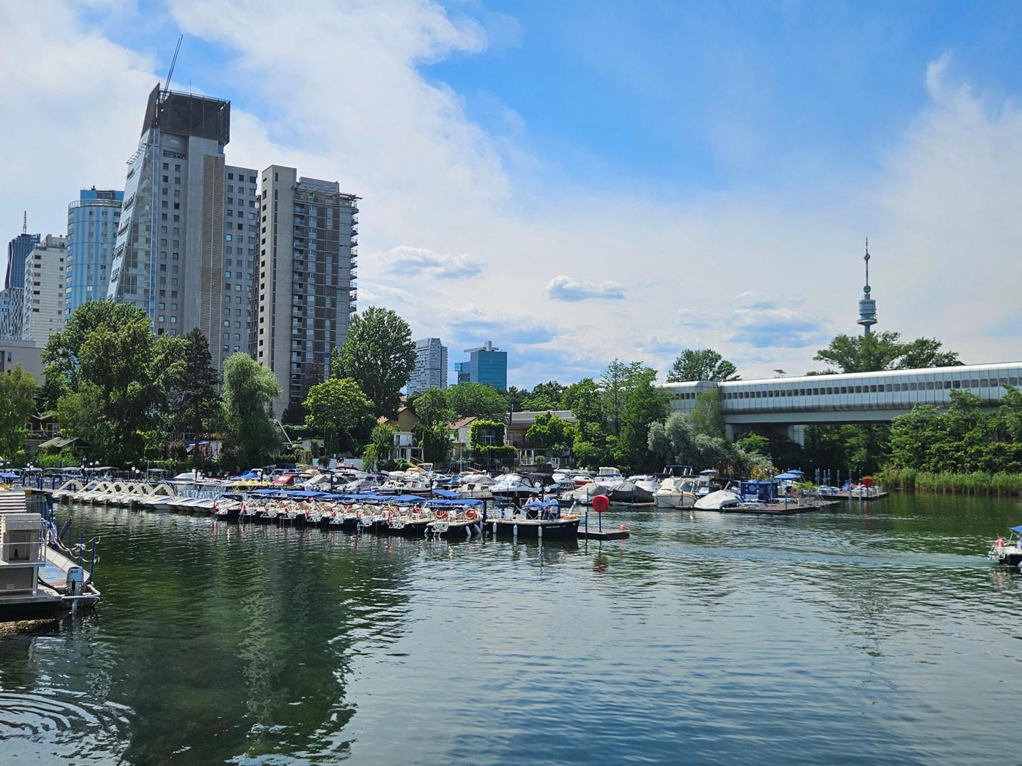 Yuki'S Place - Un-Vic, Danube Beach And Subway Near To Downtown Вена Экстерьер фото
