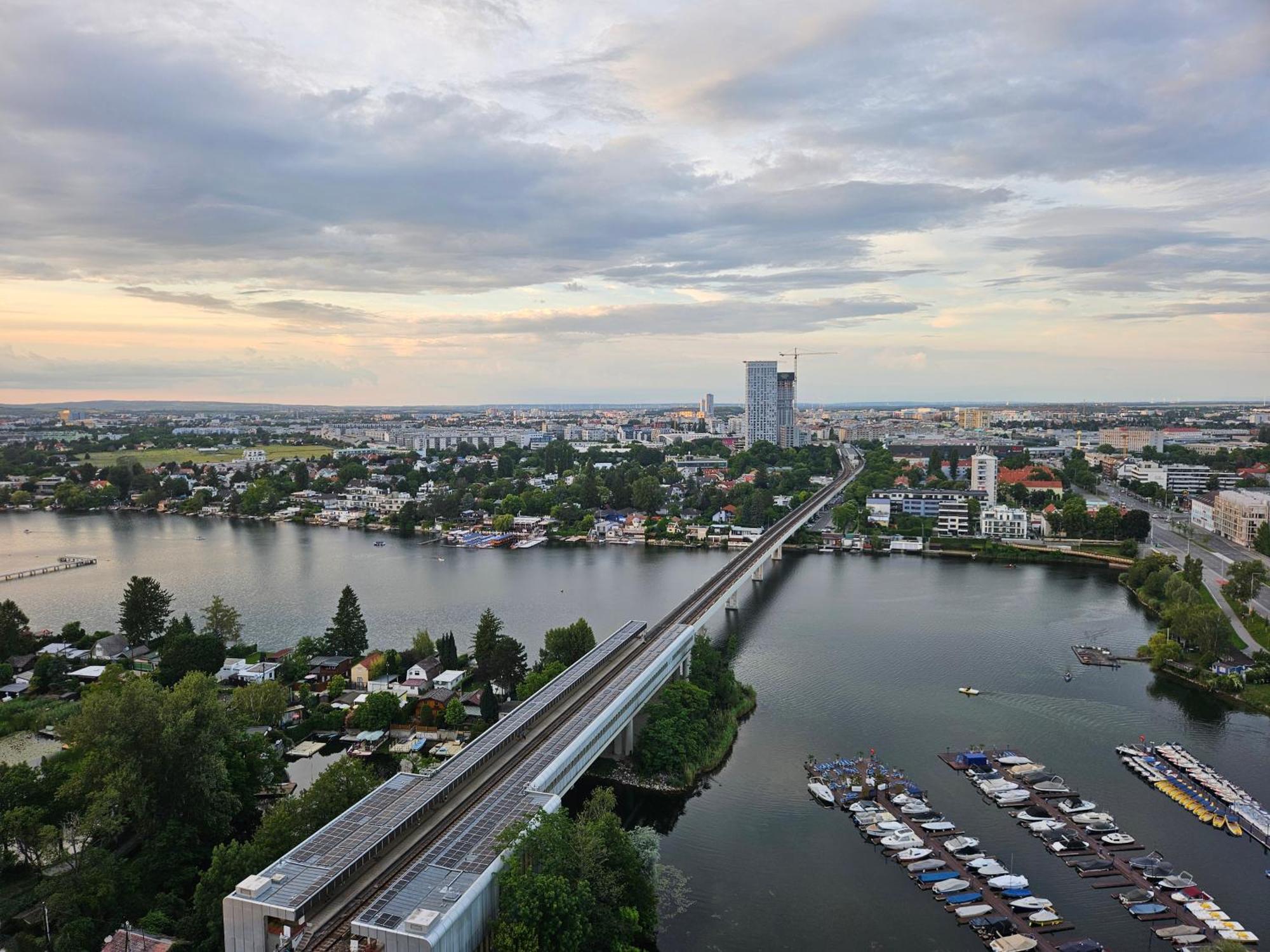 Yuki'S Place - Un-Vic, Danube Beach And Subway Near To Downtown Вена Экстерьер фото